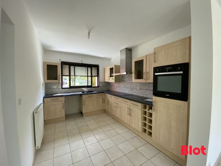 Location Maison 7 pièces 152m² VERN SUR SEICHE 35770 - Photo 2