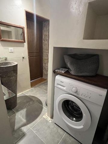 Location / Studio - Photo 3