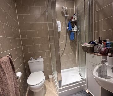 Studio to rent - Photo 6