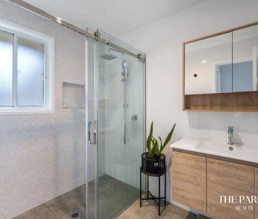 Beautiful Three Bedroom Renovated Home - Photo 6