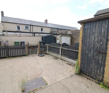 2 bedroom terraced house to rent - Photo 6