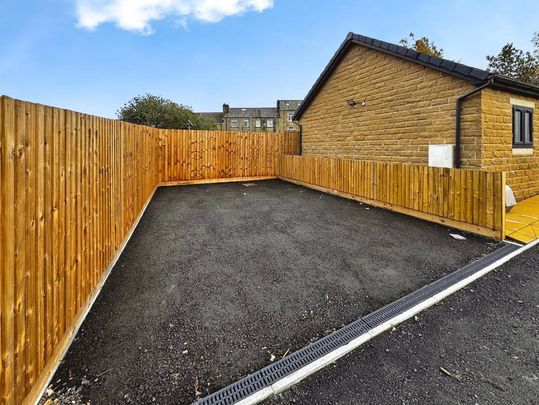 2 bedroom bungalow to rent - Photo 1