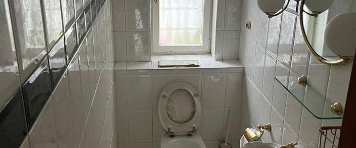 EG Wohnung zentral und ruhig mit eigenem Garten - Photo 1