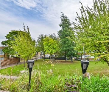 2 bedroom maisonette to rent - Photo 3