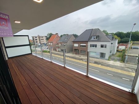 recent centraal gelegen appartement met 2 slpk., terras en 2 garages! - Foto 2