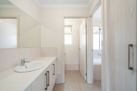 13/40 Francis Rd, Brahma Lodge SA 5109 - Townhouse For Rent | Domain - Photo 3