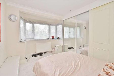 Horsell, Woking, Surrey, GU21 - Photo 5