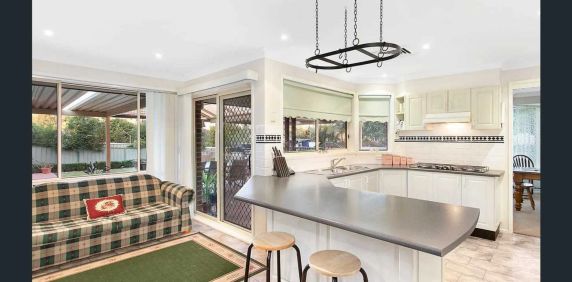 Modern family residence - Photo 2