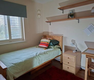 Room in a Shared House, Bankside Avenue, SE13 - Photo 5