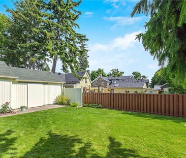 For Lease - 71 Bronte ( upper only) Street, Milton, Ontario - Photo 2