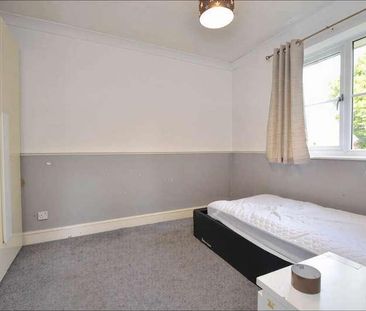Priors Drive, Old Catton, NR6 - Photo 3