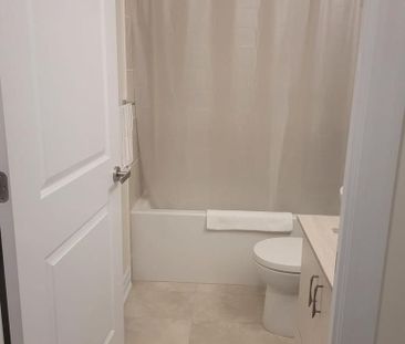 For Lease - 9085 Jane Street Unit# 421, Vaughan, Ontario - Photo 3