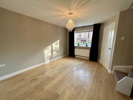 2 bedroom terraced house to rent - Photo 2