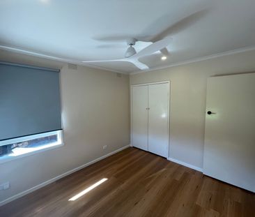 Mitcham - Photo 3