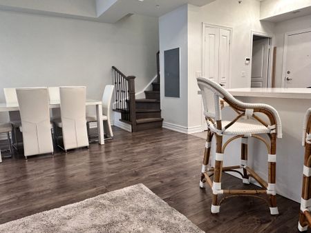 For Lease - 1940 Ironstone Drive Unit# 104, Burlington, Ontario - Photo 3