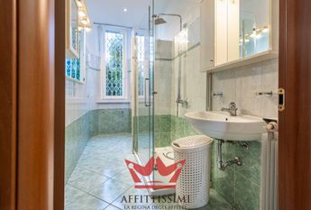 Rif. 757 | 3 locali in via padova ang. conegliano - milano.