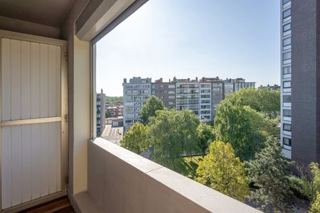 Mooi hoekappartement met 2 slaapkamers en parkzicht - Photo 5