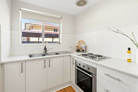 1 & 3/2 Botanic Grove, Campbelltown SA, Belconnen - Photo 5