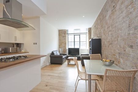 Saxon House, 1 Thrawl Street, London - Photo 3