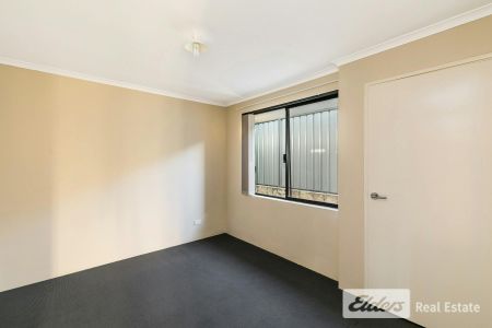 Generous Family-Sized Home - Photo 4