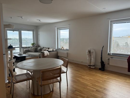 Åbrovägen, Farsta - Photo 1