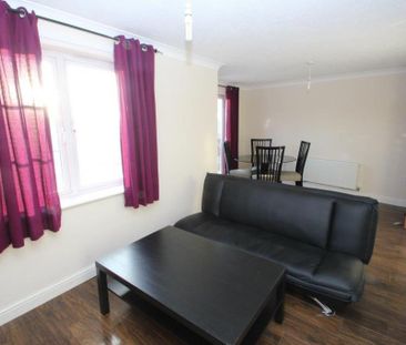 4 bedroom townhouse to rent - Photo 1