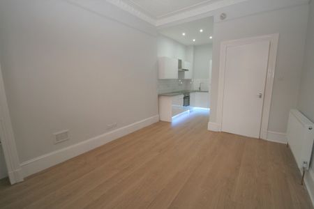 Holmlea Road, Bright 1 Bedroom Unfurnished Apartment, Cathcart – Available 20/02/2026 - Photo 3