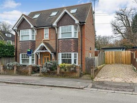 Willoughby Road, Harpenden, AL5 - Photo 2