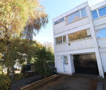 BRENTWOOD, Property for rent - Photo 5