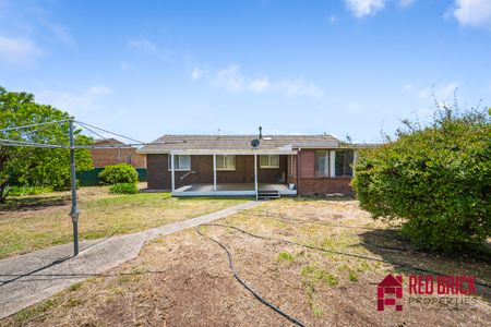 7 Mokoan Place, Duffy ACT 2611 - House For Rent | Domain - Photo 2