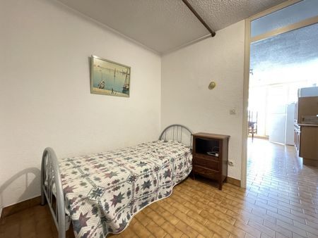 Location Appartement 2 pièces 37m² SETE 34200 - Photo 2