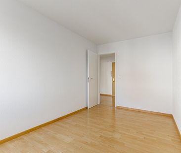 Attractive 4.5-room living happiness in Utzenstorf - Photo 1