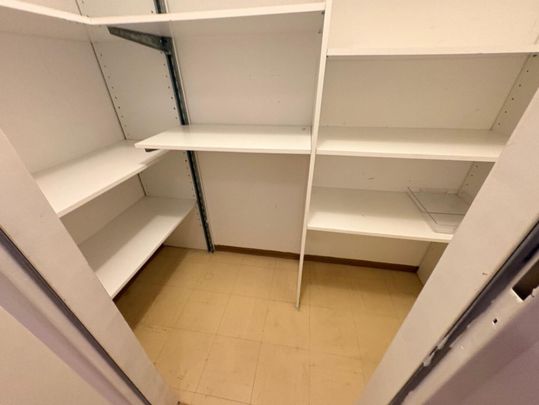Super Familienwohnung mit hofseitiger LOGGIA ! - Foto 1