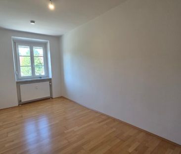 Gut geschnittene 2-Zimmer-Wohnung mit separater Küche *Linz/Urfahr* - Photo 3