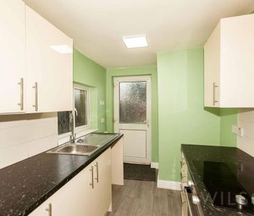 2 bedroom terraced house to rent - Photo 5