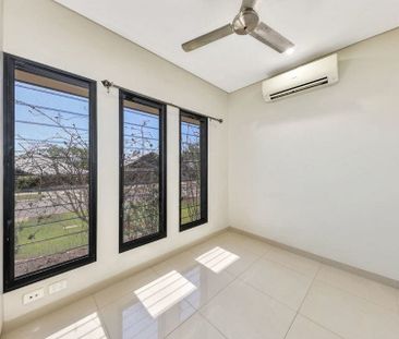 NEW & READY TO MOVE INTO - Photo 5