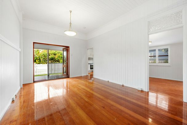 72 Park Avenue, Clayfield QLD, Belconnen - Photo 1