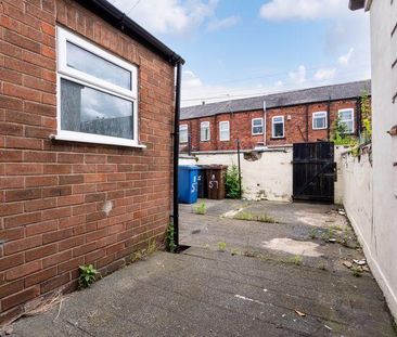 2 bedroom terraced house to rent - Photo 6