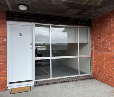Spacious One Bedroom Unit in the Heart of Moonah - Photo 6