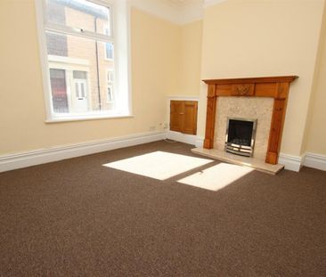 2 bedroom House To Let - Photo 1