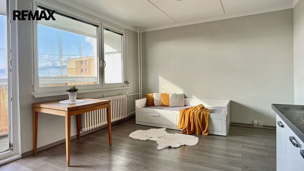 Pronájem bytu 1+kk 34 m² - Photo 1