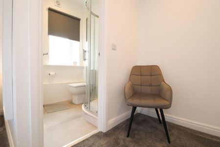 1 bedroom in a house share to rent - Photo 5