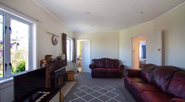 Charming Art Deco Home - Rent Reduced - Photo 1