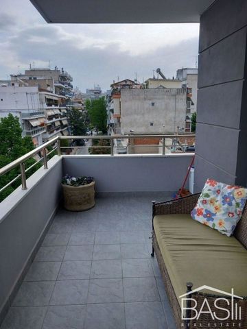 Διαμέρισμα για ενοικίαση Κέντρο (Καλαμαριά) - Photo 4