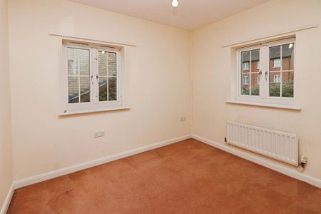 2 bedroom semi-detached house to rent - Photo 3