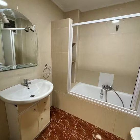 Carrer Campoamor, Valencia, Valencian Community 46021 - Photo 1