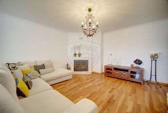 Apartamento T4 em Lisboa