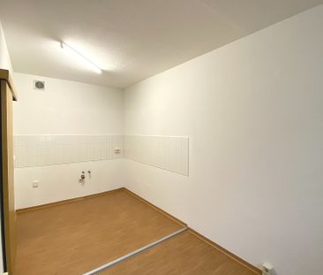 Nur wenige Stufen zu Ihrer neuen Wohnung! Frei ab 01.01.2025! - Foto 1