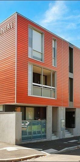 Inner City Living! - Photo 1