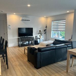 Condo moderne à louer - Photo 2